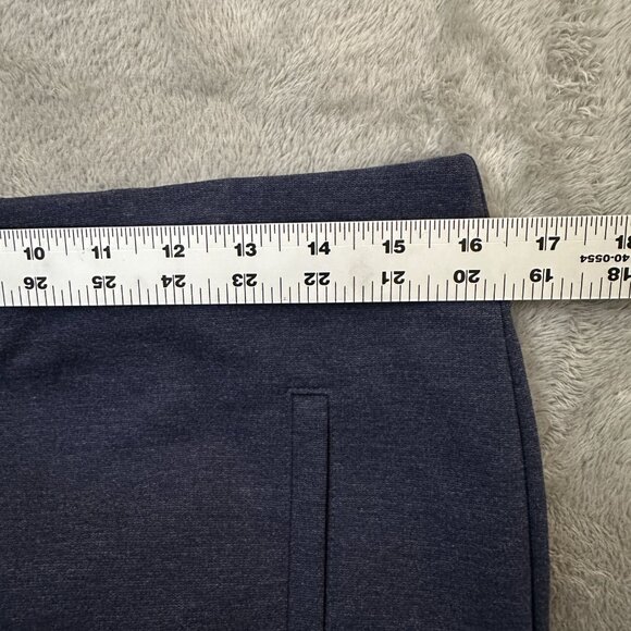 Chico's Navy Blue Pull On Ponte Pants size .5 US 6 Trousers - Picture 4 of 6